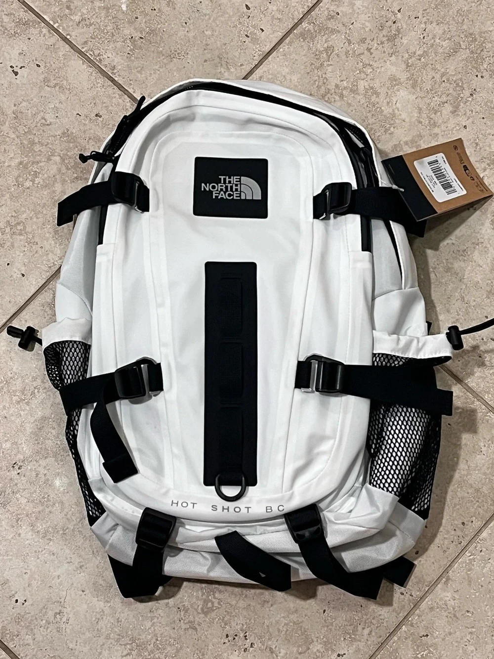 The North Face Hot Shot BC Base Camp Backpack White 28L Water Resistant $159 NEW